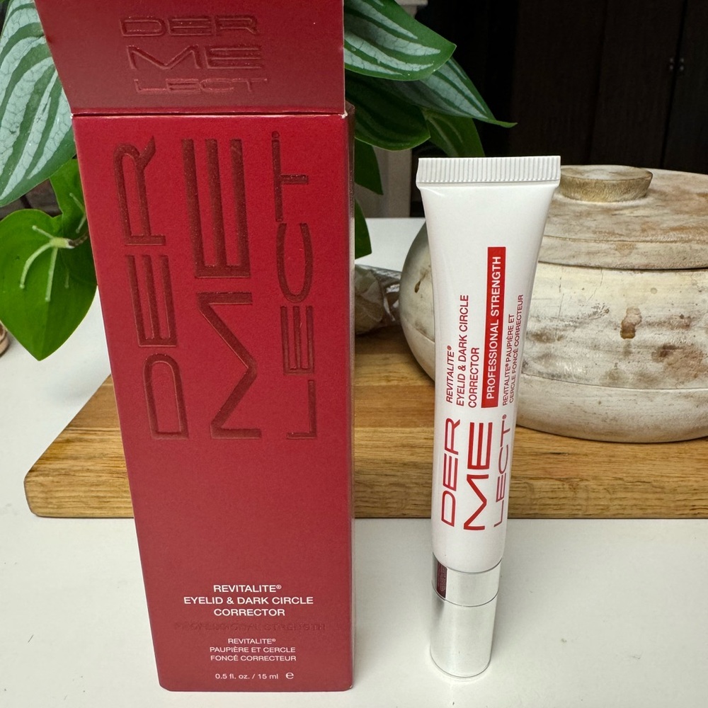 Dermelect Revitalite Eyelid & Dark Circle Corrector